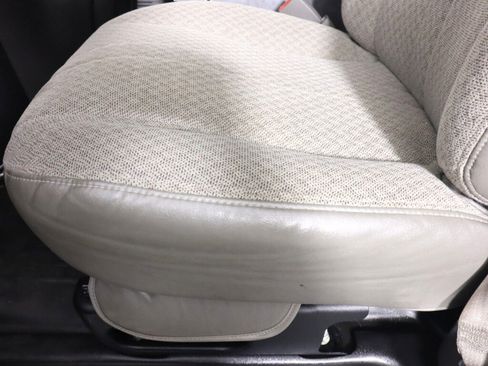 Used 2021 Chevrolet Express 2500 w/ Driver Convenience Package RWD image 25