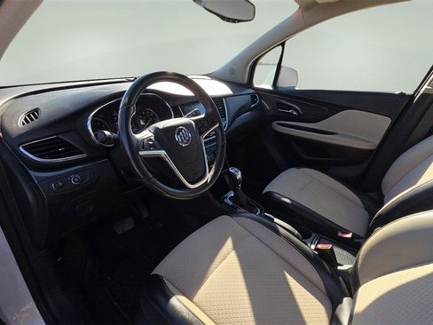 Used 2020 Buick Encore Preferred w/ Safety Package image 29