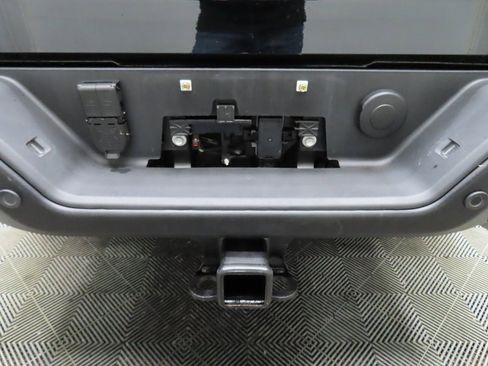 Used 2025 GMC Sierra 2500 AT4X w/ AT4X AEV Edition image 48