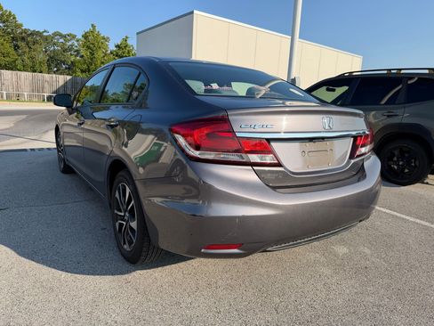 Used 2015 Honda Civic EX image 3