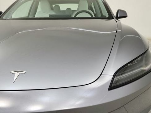 Used 2025 Tesla Model 3 Long Range RWD image 25