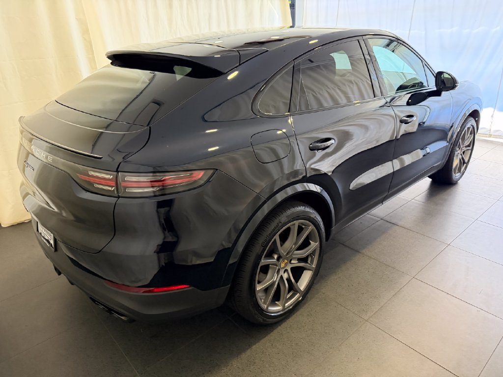Certified 2023 Porsche Cayenne Coupe AWD/4WD image 9