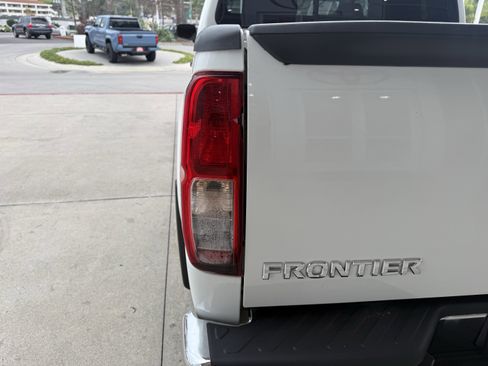 Used 2017 Nissan Frontier SV w/ SV Value Truck Package image 30