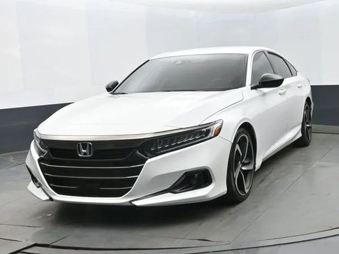 Used 2022 Honda Accord Sport image 1