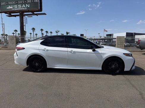 Used 2021 Toyota Camry XSE w/ Carpet Mat Package (TMS) FWD image 7
