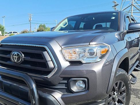 Used 2021 Toyota Tacoma SR5 RWD image 31