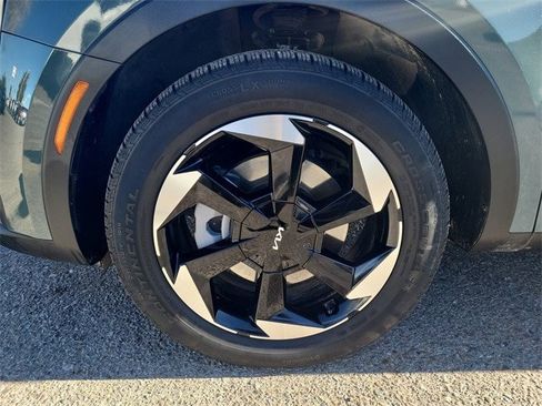 Used 2025 Kia Sorento EX image 35