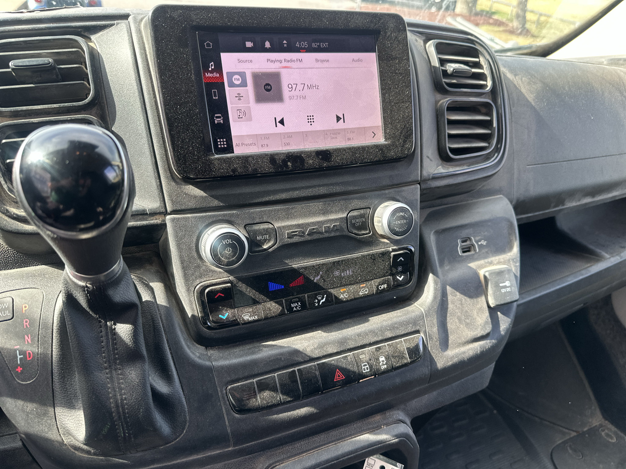 Used 2023 RAM ProMaster 2500 FWD image 7
