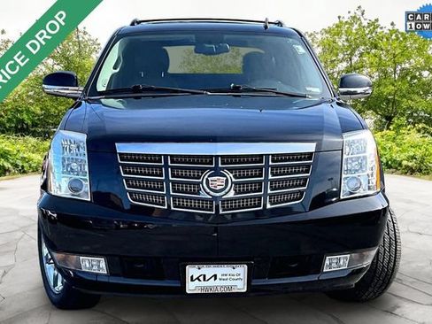 Used 2013 Cadillac Escalade EXT Premium AWD/4WD image 3