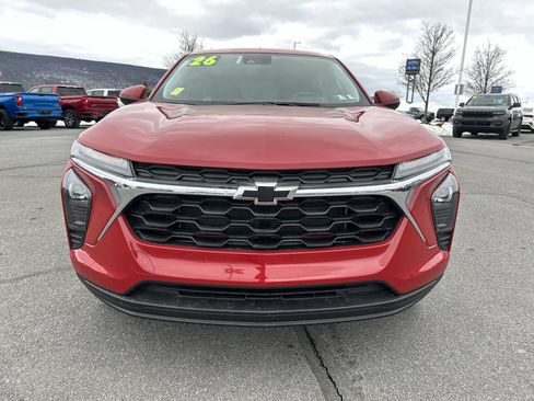New 2026 Chevrolet Trax LS w/ LS Convenience Package FWD image 11