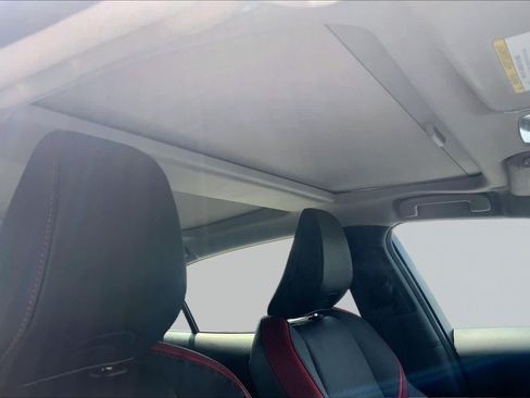 Used 2024 Toyota Prius Prime Premium FWD image 14