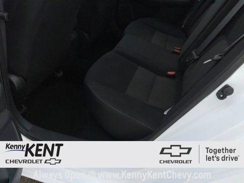 Used 2025 Nissan Sentra SV image 15