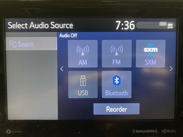 Used 2021 Toyota Highlander XLE AWD/4WD image 24