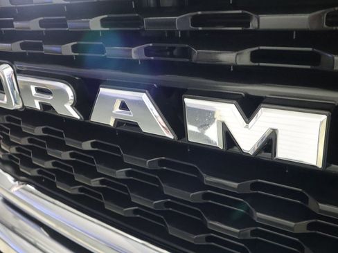 Used 2023 RAM 2500 Big Horn w/ Level 1 Equipment Group image 31