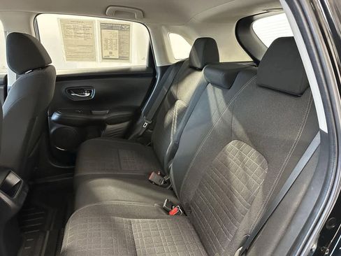 Used 2023 Honda HR-V LX image 12