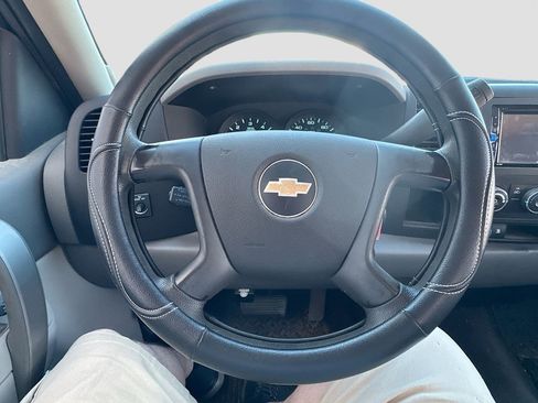 Used 2010 Chevrolet Silverado 1500 W/T w/ LS Package image 11