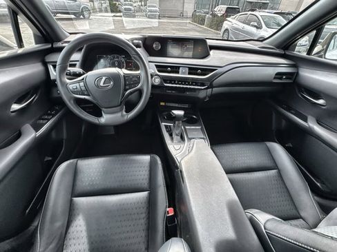 Used 2021 Lexus UX 200 w/ Accessory Package (Z1) FWD image 19