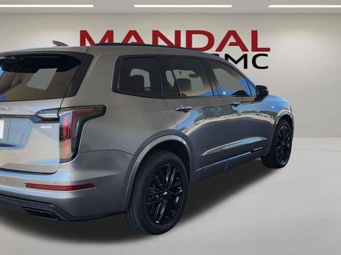 Used 2021 Cadillac XT6 Sport w/ LPO, ONYX Package AWD/4WD image 8