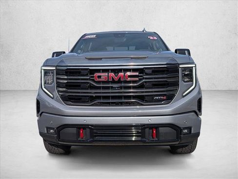 Used 2023 GMC Sierra 1500 AT4 w/ AT4 Premium Package AWD/4WD image 2