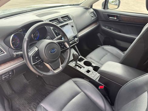Used 2019 Subaru Outback 2.5i Limited w/ Popular Package #2 image 13