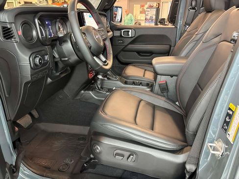 New 2026 Jeep Wrangler Unlimited Rubicon 392 AWD/4WD image 8