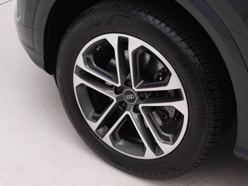Certified 2025 Audi Q5 Premium w/ Convenience Package AWD/4WD image 20