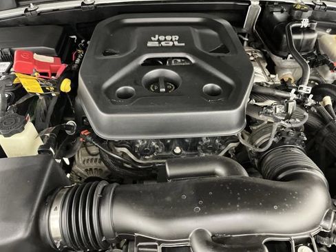 Used 2021 Jeep Wrangler Unlimited Sport image 36