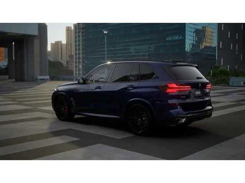 New 2026 BMW X5 sDrive40i w/ M Sport Package RWD image 2