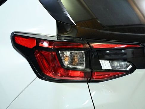 Used 2025 Subaru Crosstrek 2.5i Sport AWD/4WD image 18