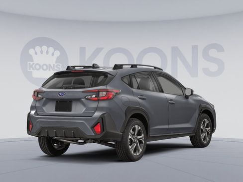 Used 2024 Subaru Crosstrek 2.0i Premium AWD/4WD image 2