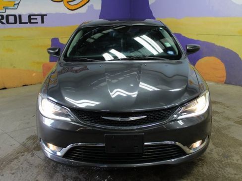 Used 2015 Chrysler 200 Limited w/ Comfort Group image 2