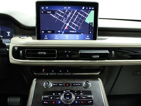 Used 2022 Lincoln Aviator Reserve w/ Elements Package Plus image 23