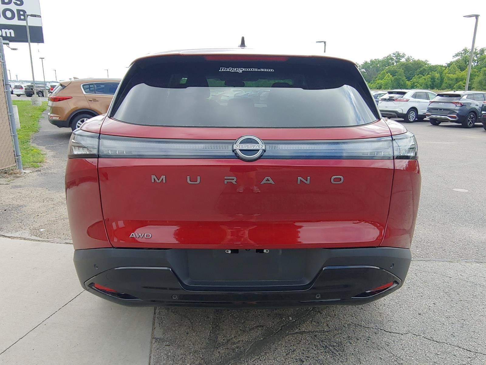 Used 2025 Nissan Murano SV AWD/4WD image 8