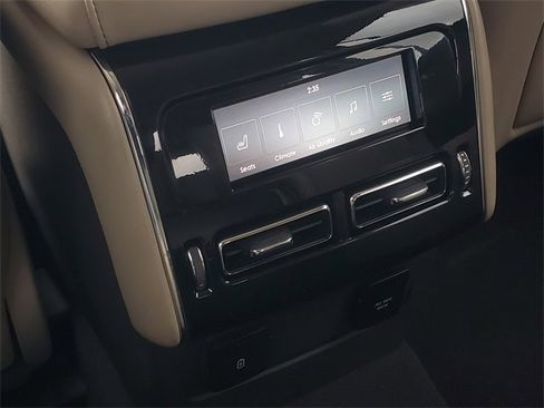 Certified 2023 Lincoln Aviator Reserve w/ Equipment Group 201A image 33