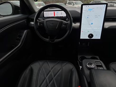 Used 2021 Ford Mustang Mach-E Select image 12