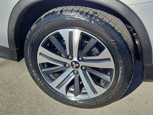 Used 2021 Mitsubishi Outlander Sport SE image 15