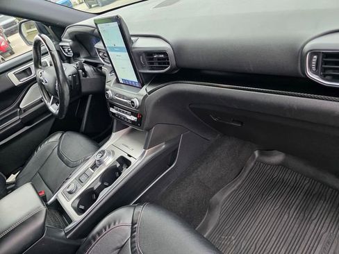 Used 2020 Ford Explorer ST image 17