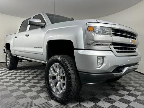 Used 2016 Chevrolet Silverado 1500 LTZ Z71 w/ LTZ Plus Package image 7