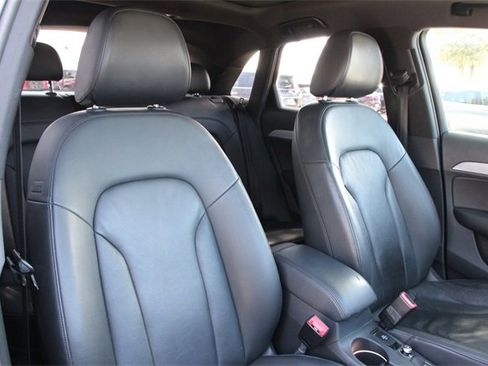 Used 2018 Audi Q3 2.0T Premium image 30