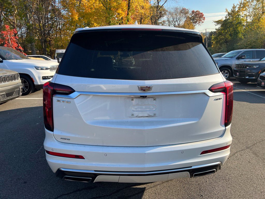 Used 2023 Cadillac XT6 Premium Luxury AWD/4WD image 6