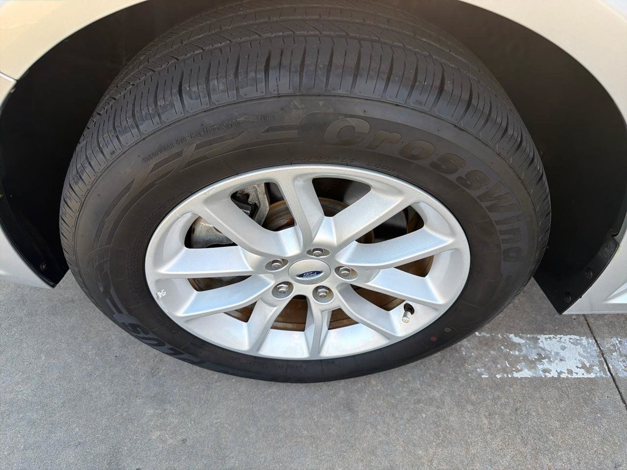 Used 2017 Ford Flex SE FWD image 33