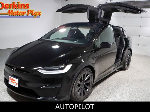 Used 2022 Tesla Model X AWD/4WD image 1