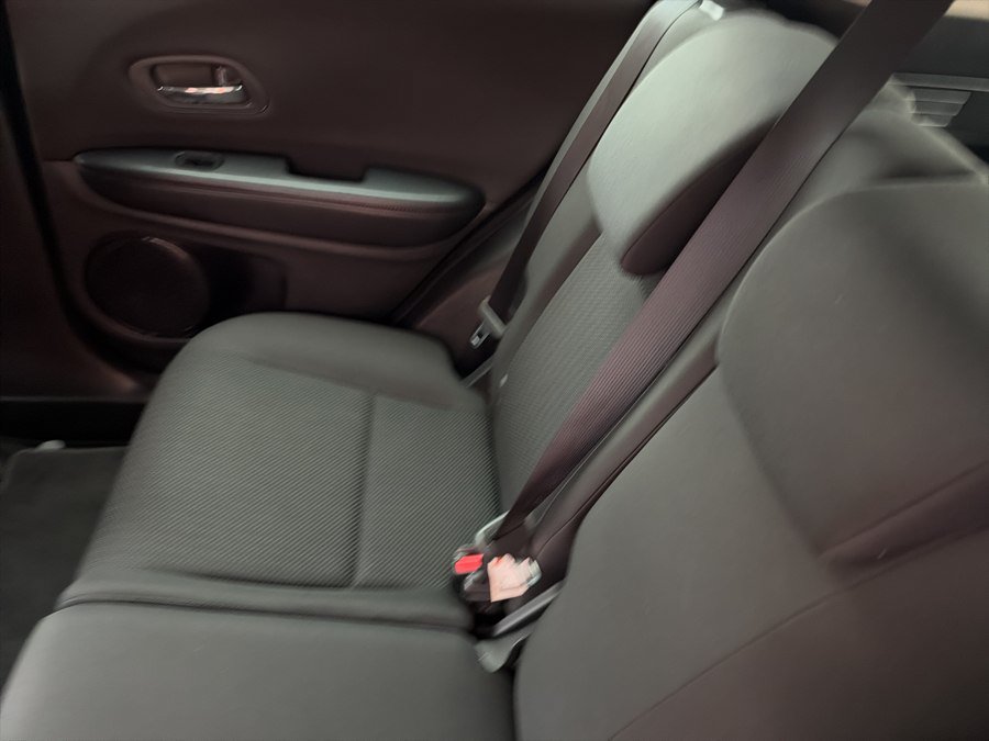Used 2017 Honda HR-V LX image 19
