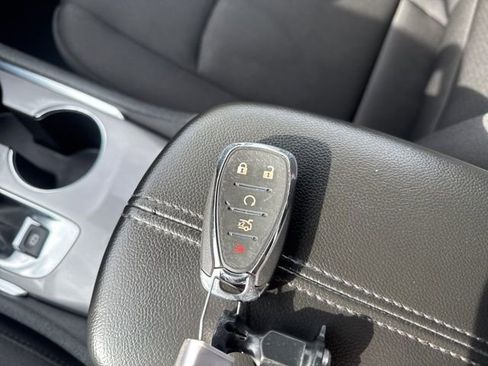 Used 2024 Chevrolet Malibu LT image 56