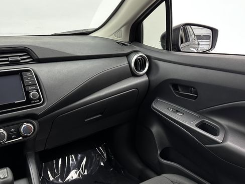 Used 2024 Nissan Versa S w/ Trunk Package image 28