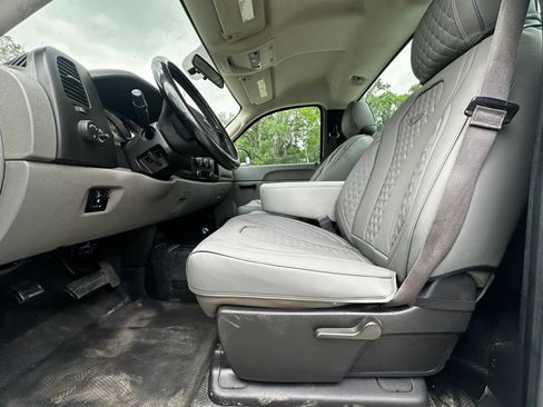 Used 2013 Chevrolet Silverado 2500 W/T AWD/4WD image 19