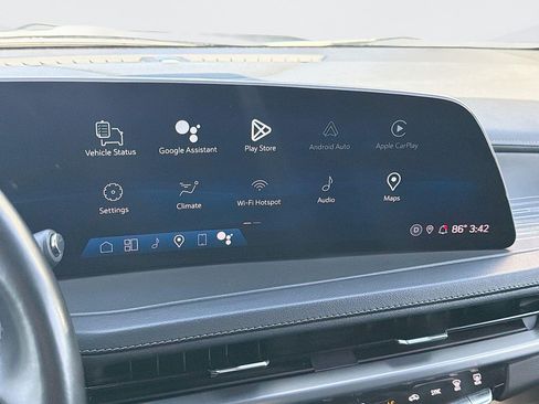 Certified 2024 Cadillac XT4 Premium Luxury FWD image 10