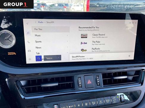 Used 2024 Lexus ES 350 w/ Technology Package FWD image 31