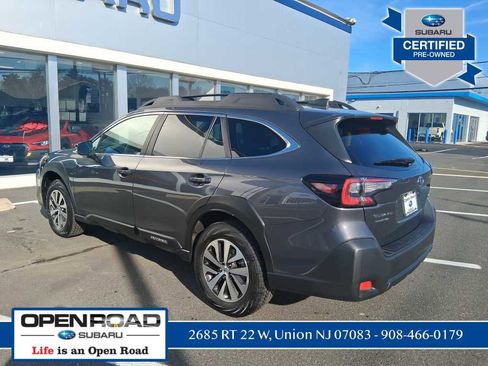 Used 2025 Subaru Outback Premium image 6