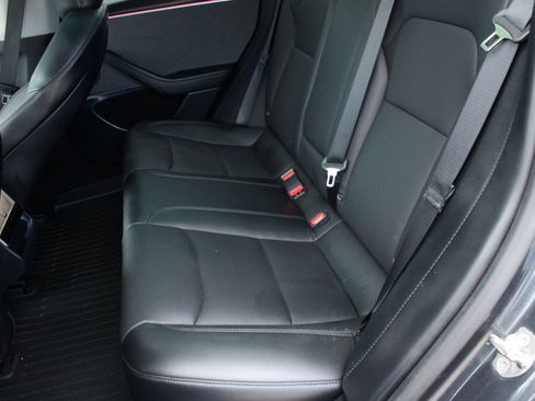Used 2024 Tesla Model 3 Standard Range RWD image 21